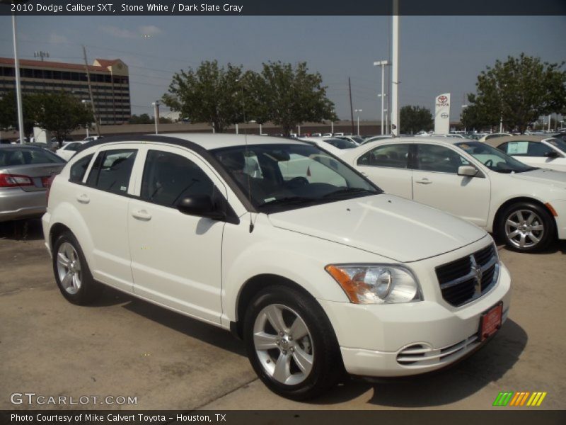 Stone White / Dark Slate Gray 2010 Dodge Caliber SXT