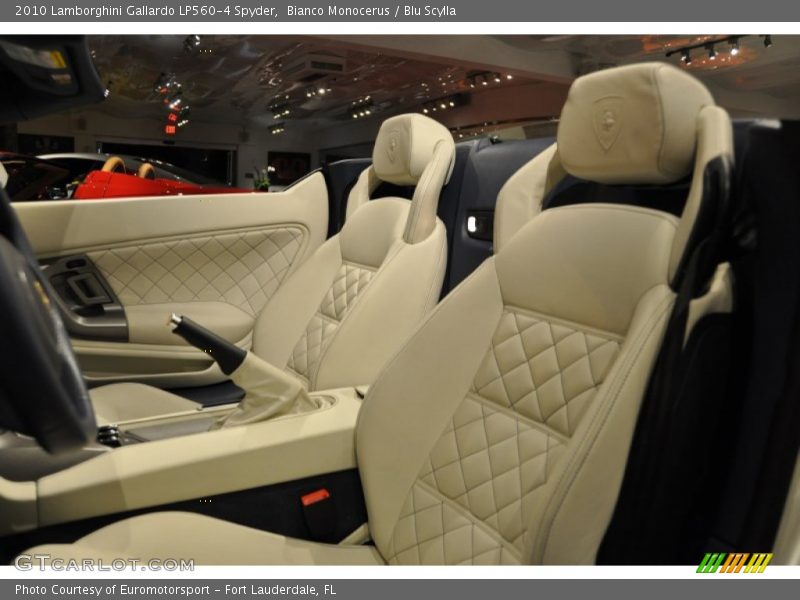  2010 Gallardo LP560-4 Spyder Blu Scylla Interior