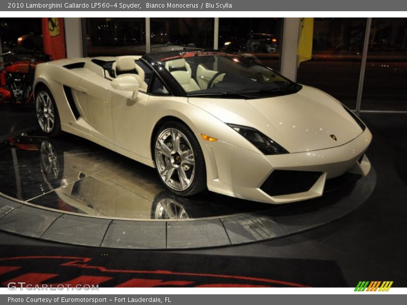 Bianco Monocerus / Blu Scylla 2010 Lamborghini Gallardo LP560-4 Spyder