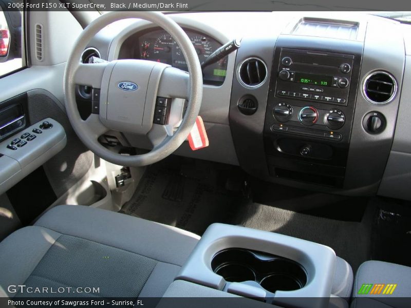 Black / Medium/Dark Flint 2006 Ford F150 XLT SuperCrew