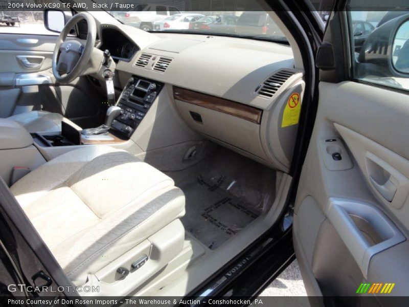 Black / Taupe 2004 Volvo XC90 T6 AWD