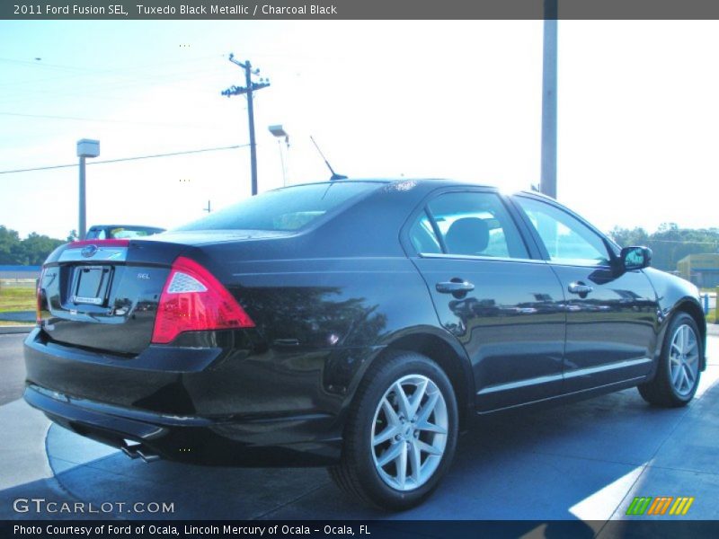 Tuxedo Black Metallic / Charcoal Black 2011 Ford Fusion SEL