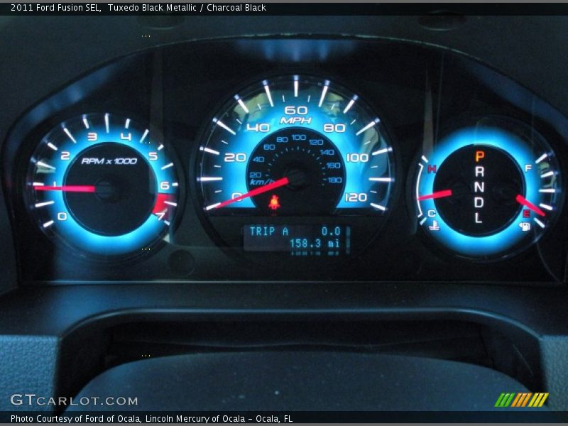 Tuxedo Black Metallic / Charcoal Black 2011 Ford Fusion SEL