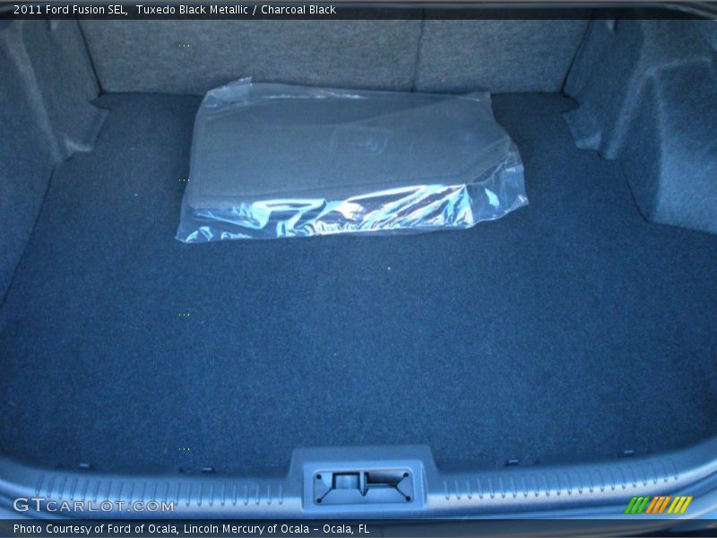 Tuxedo Black Metallic / Charcoal Black 2011 Ford Fusion SEL