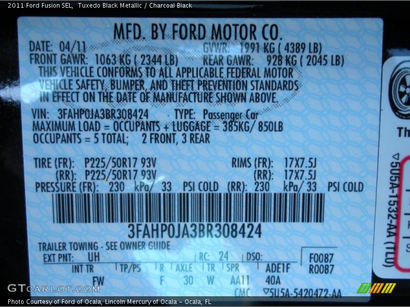 Tuxedo Black Metallic / Charcoal Black 2011 Ford Fusion SEL