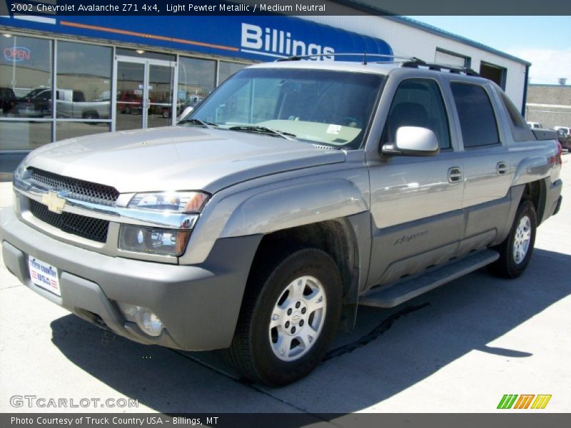 Light Pewter Metallic / Medium Neutral 2002 Chevrolet Avalanche Z71 4x4