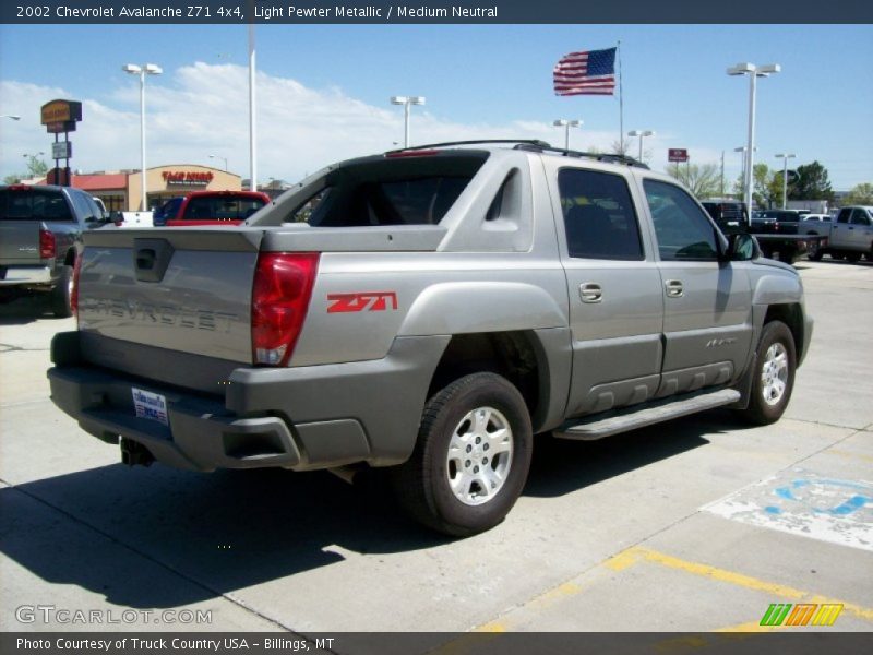 Light Pewter Metallic / Medium Neutral 2002 Chevrolet Avalanche Z71 4x4