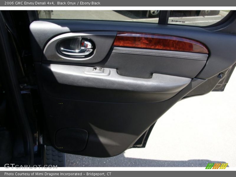 Black Onyx / Ebony Black 2006 GMC Envoy Denali 4x4