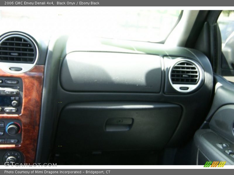 Black Onyx / Ebony Black 2006 GMC Envoy Denali 4x4