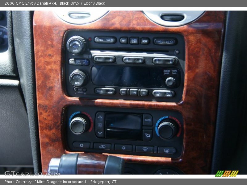 Black Onyx / Ebony Black 2006 GMC Envoy Denali 4x4