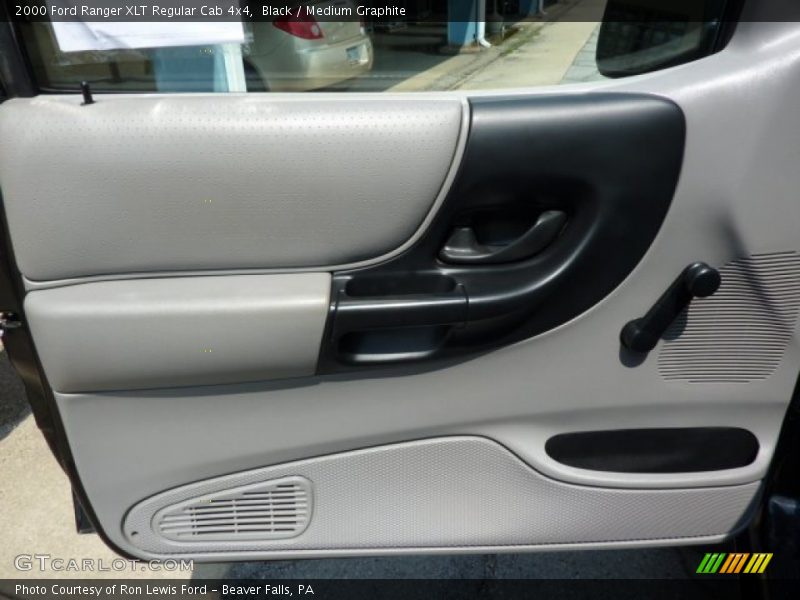 Door Panel of 2000 Ranger XLT Regular Cab 4x4