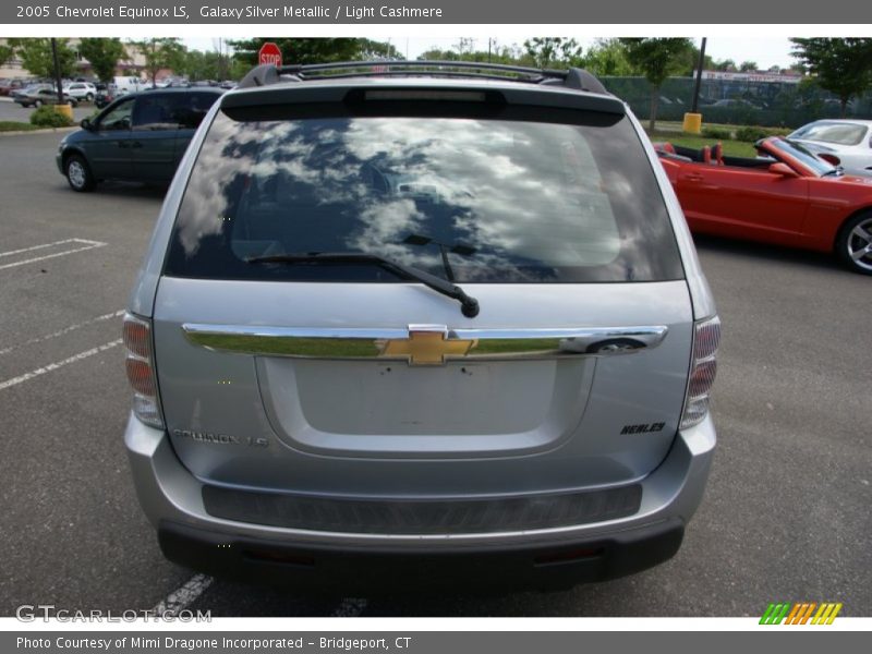 Galaxy Silver Metallic / Light Cashmere 2005 Chevrolet Equinox LS