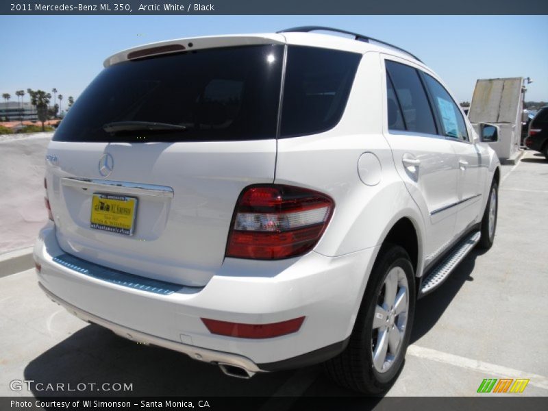 Arctic White / Black 2011 Mercedes-Benz ML 350