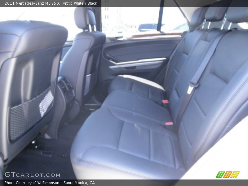 Arctic White / Black 2011 Mercedes-Benz ML 350