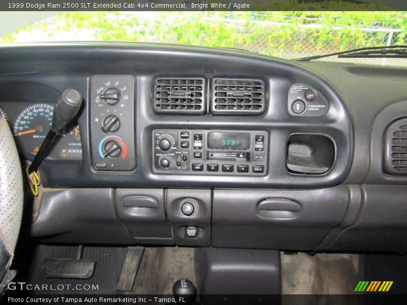 Controls of 1999 Ram 2500 SLT Extended Cab 4x4 Commercial