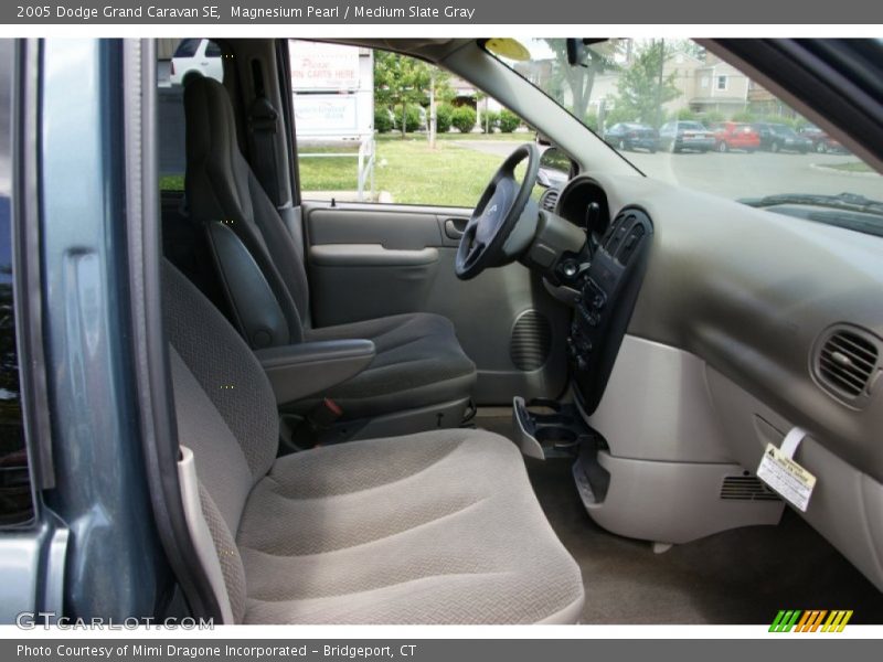 Magnesium Pearl / Medium Slate Gray 2005 Dodge Grand Caravan SE