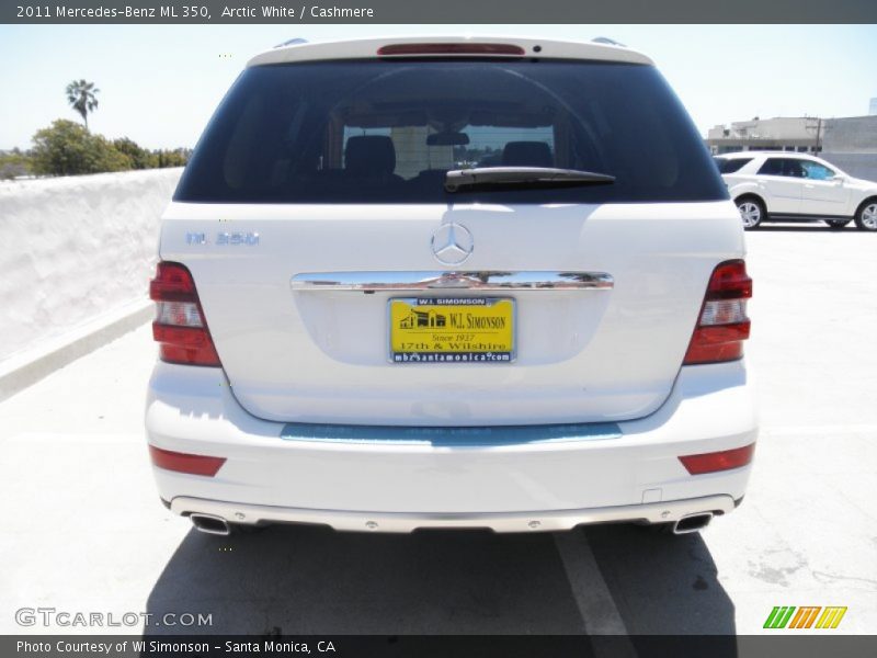 Arctic White / Cashmere 2011 Mercedes-Benz ML 350