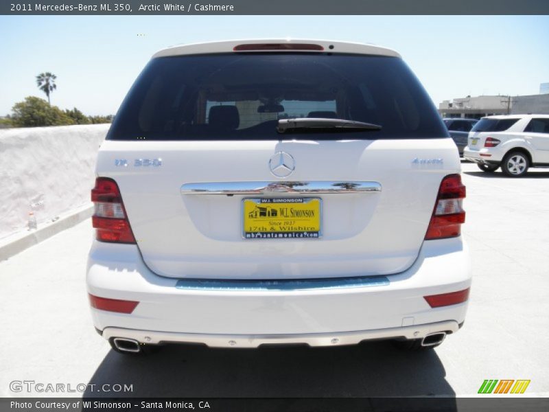 Arctic White / Cashmere 2011 Mercedes-Benz ML 350