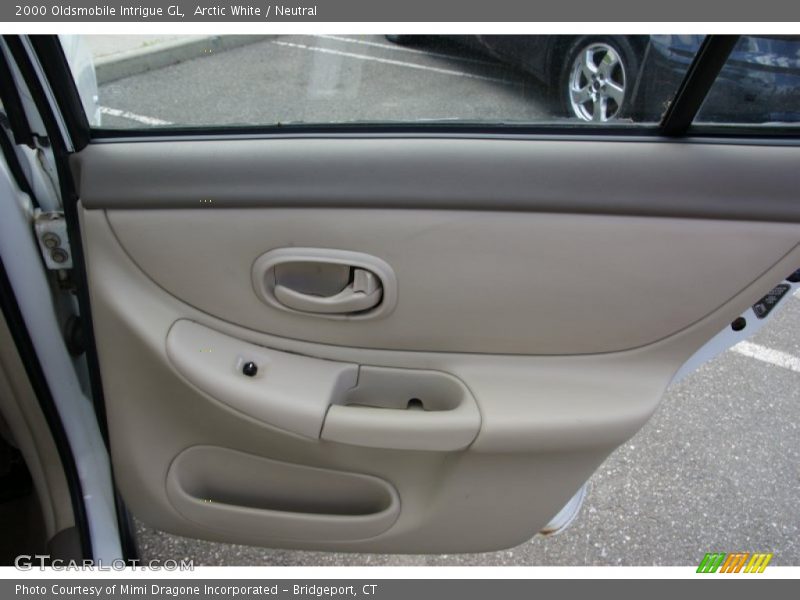Arctic White / Neutral 2000 Oldsmobile Intrigue GL