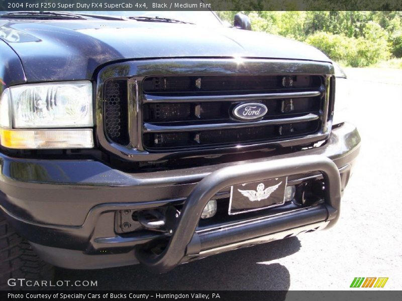 Black / Medium Flint 2004 Ford F250 Super Duty FX4 SuperCab 4x4