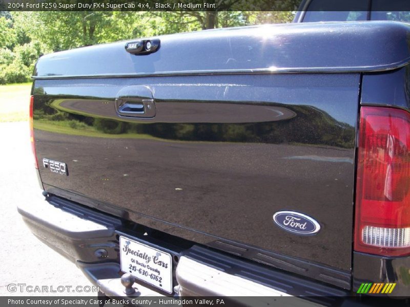 Black / Medium Flint 2004 Ford F250 Super Duty FX4 SuperCab 4x4