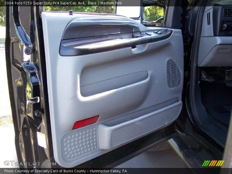 Black / Medium Flint 2004 Ford F250 Super Duty FX4 SuperCab 4x4