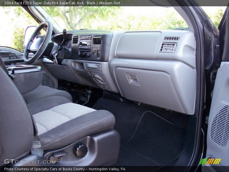 Black / Medium Flint 2004 Ford F250 Super Duty FX4 SuperCab 4x4