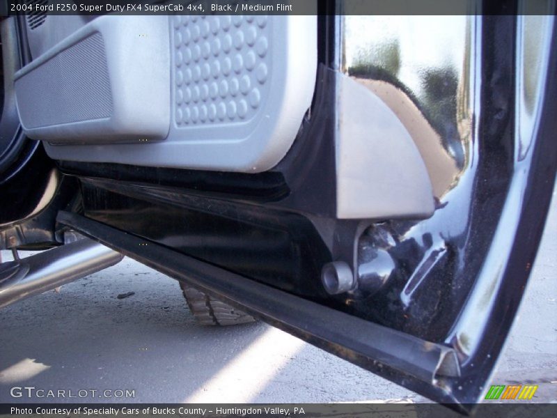 Black / Medium Flint 2004 Ford F250 Super Duty FX4 SuperCab 4x4