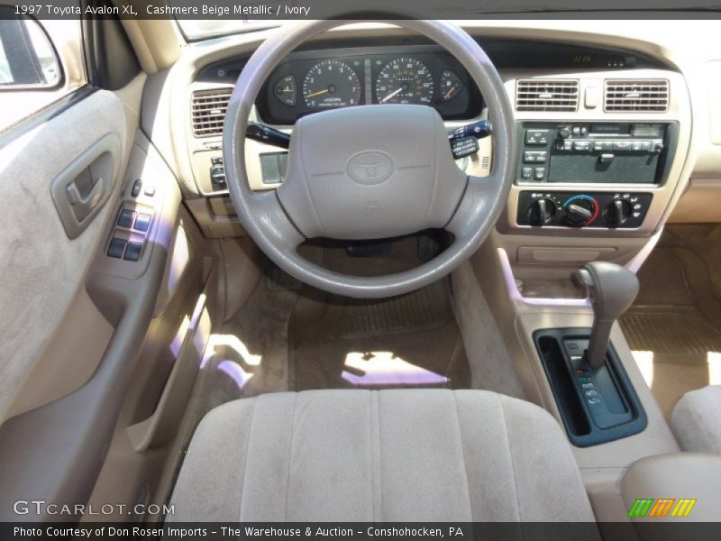 Cashmere Beige Metallic / Ivory 1997 Toyota Avalon XL