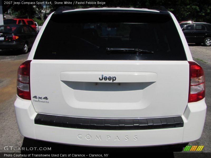 Stone White / Pastel Pebble Beige 2007 Jeep Compass Sport 4x4