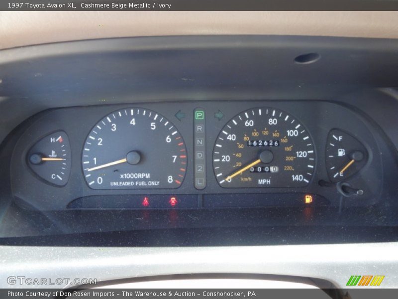 Cashmere Beige Metallic / Ivory 1997 Toyota Avalon XL