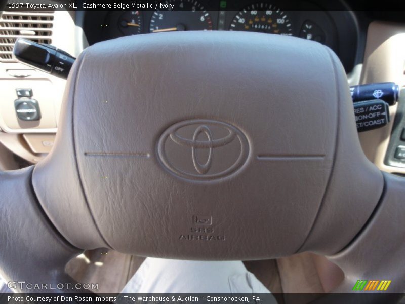 Cashmere Beige Metallic / Ivory 1997 Toyota Avalon XL