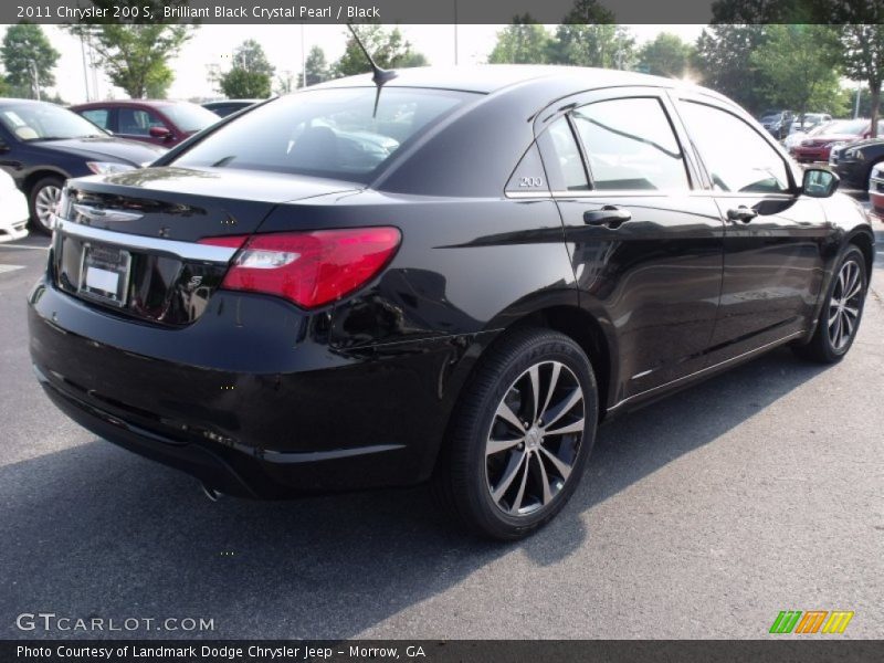  2011 200 S Brilliant Black Crystal Pearl