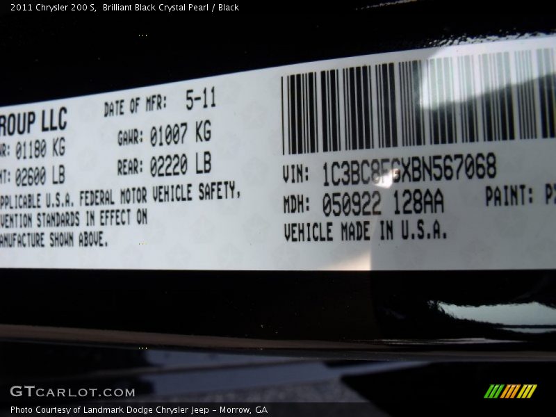 Brilliant Black Crystal Pearl / Black 2011 Chrysler 200 S