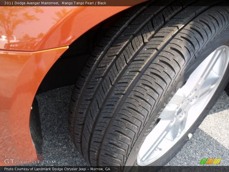 Mango Tango Pearl / Black 2011 Dodge Avenger Mainstreet