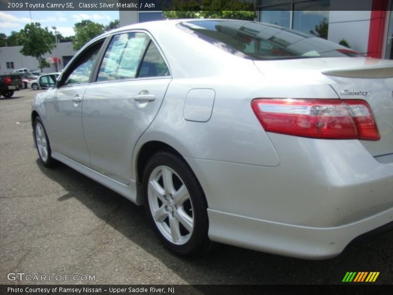 Classic Silver Metallic / Ash 2009 Toyota Camry SE