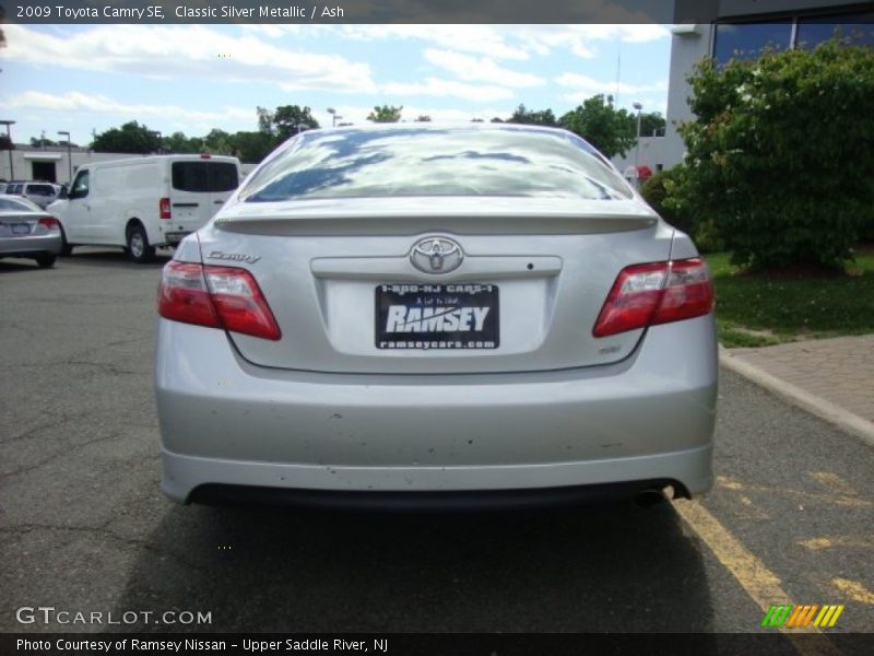 Classic Silver Metallic / Ash 2009 Toyota Camry SE