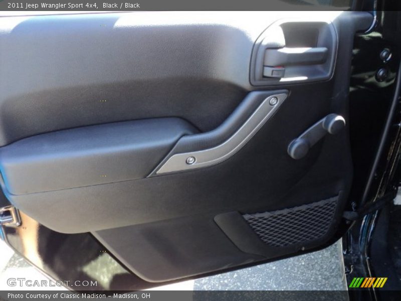 Black / Black 2011 Jeep Wrangler Sport 4x4