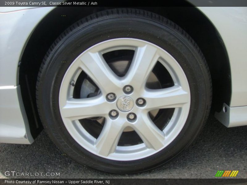 Classic Silver Metallic / Ash 2009 Toyota Camry SE