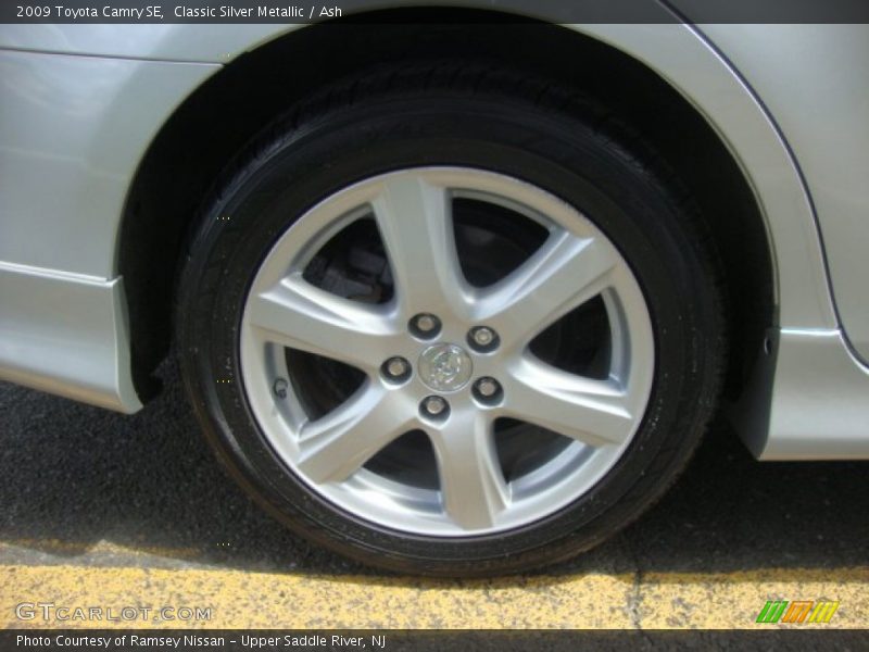 Classic Silver Metallic / Ash 2009 Toyota Camry SE