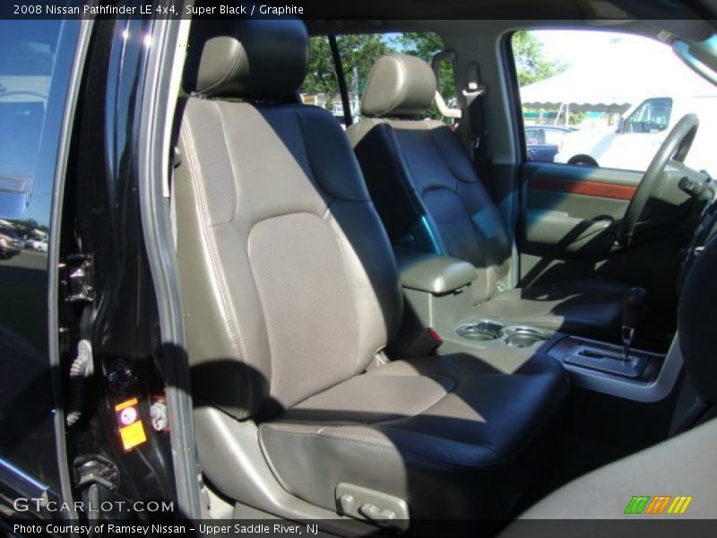 Super Black / Graphite 2008 Nissan Pathfinder LE 4x4
