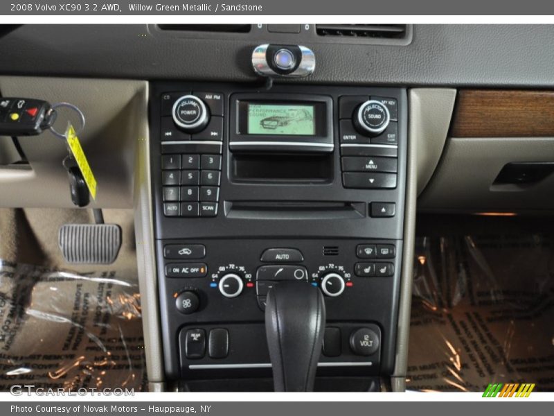 Willow Green Metallic / Sandstone 2008 Volvo XC90 3.2 AWD
