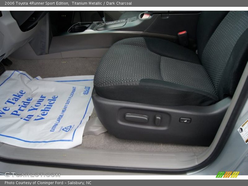 Titanium Metallic / Dark Charcoal 2006 Toyota 4Runner Sport Edition