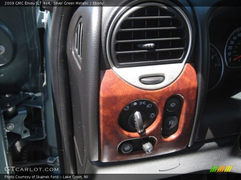 Silver Green Metallic / Ebony 2009 GMC Envoy SLT 4x4