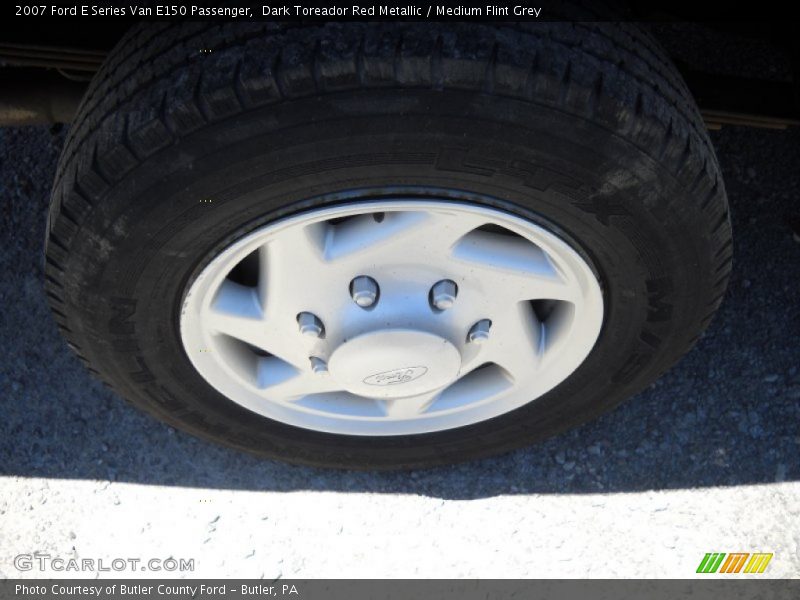 Dark Toreador Red Metallic / Medium Flint Grey 2007 Ford E Series Van E150 Passenger