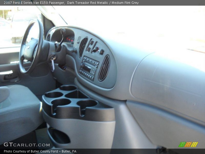 Dark Toreador Red Metallic / Medium Flint Grey 2007 Ford E Series Van E150 Passenger