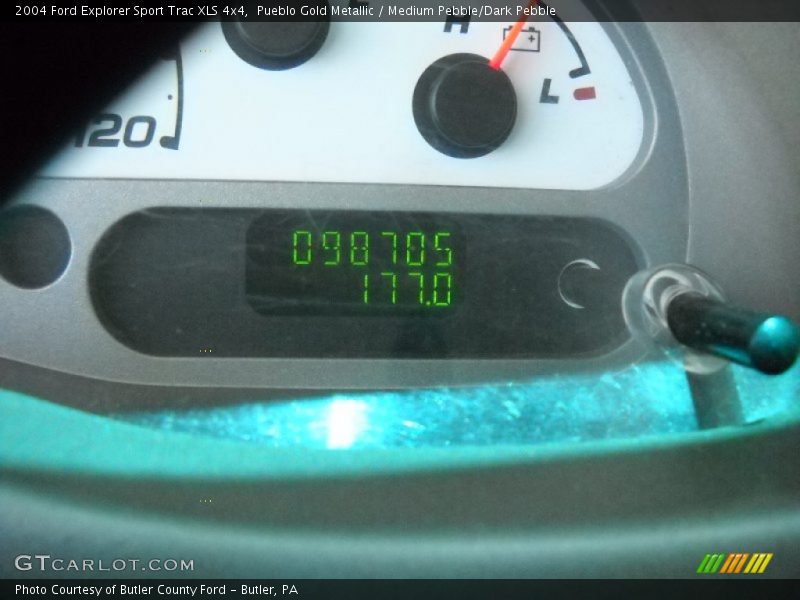 Pueblo Gold Metallic / Medium Pebble/Dark Pebble 2004 Ford Explorer Sport Trac XLS 4x4