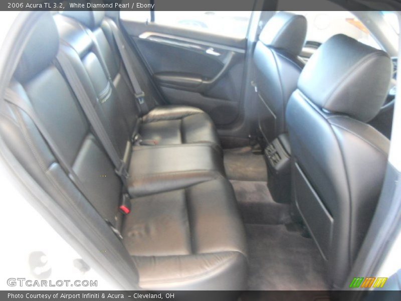 White Diamond Pearl / Ebony 2006 Acura TL 3.2