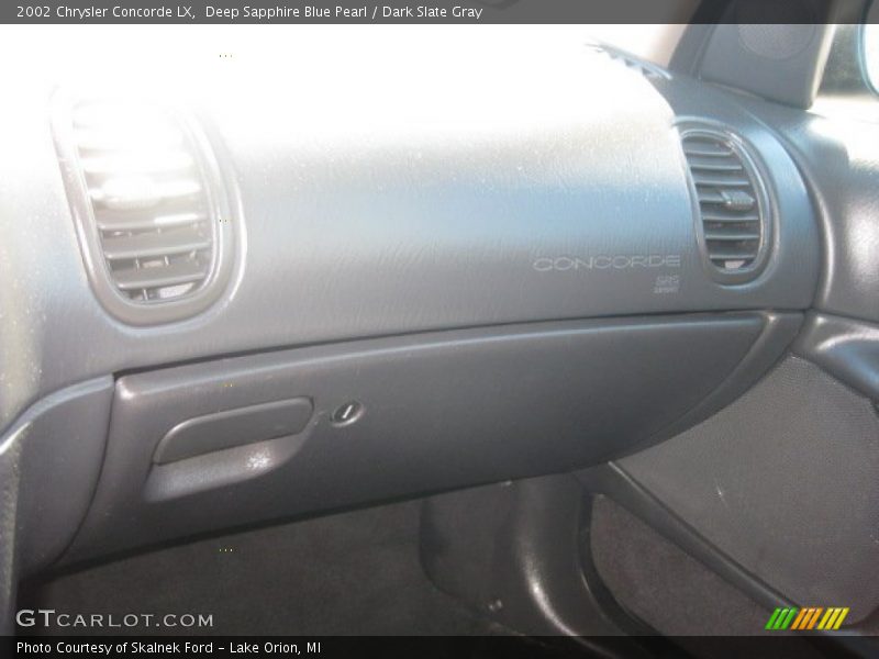 Deep Sapphire Blue Pearl / Dark Slate Gray 2002 Chrysler Concorde LX