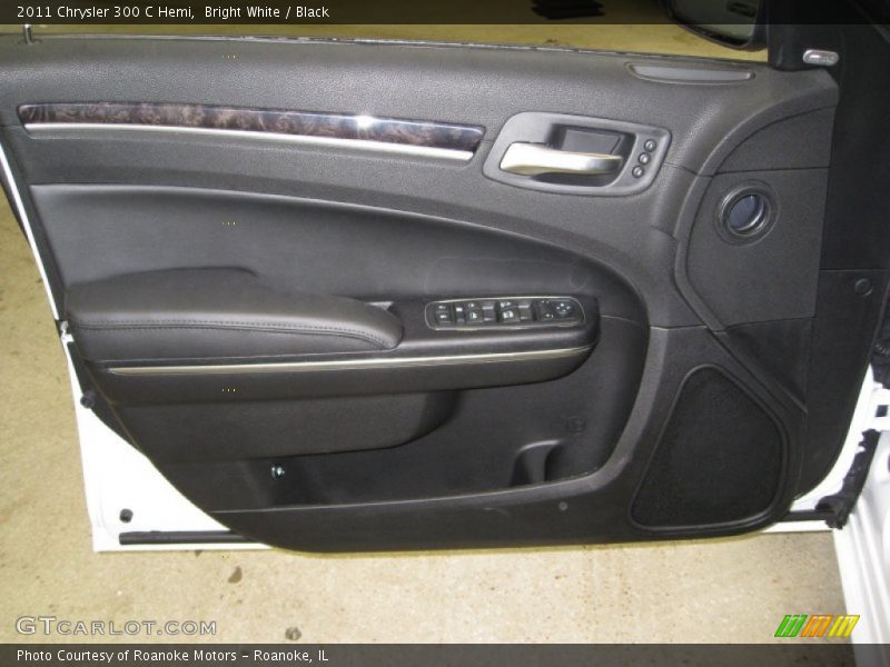 Door Panel of 2011 300 C Hemi